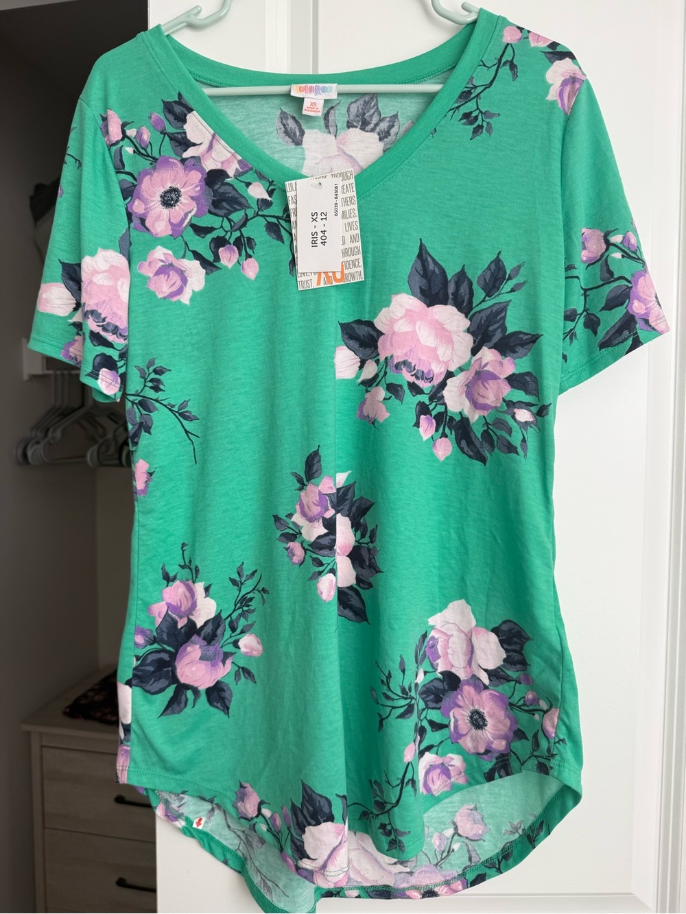 NWT Lularoe xs floral iris